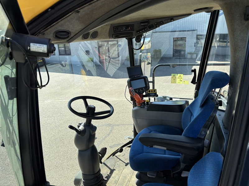 New Holland FR9050 - Силажокомбайн: снимка 5 New Holland FR9050 - Силажокомбайн: снимка 5