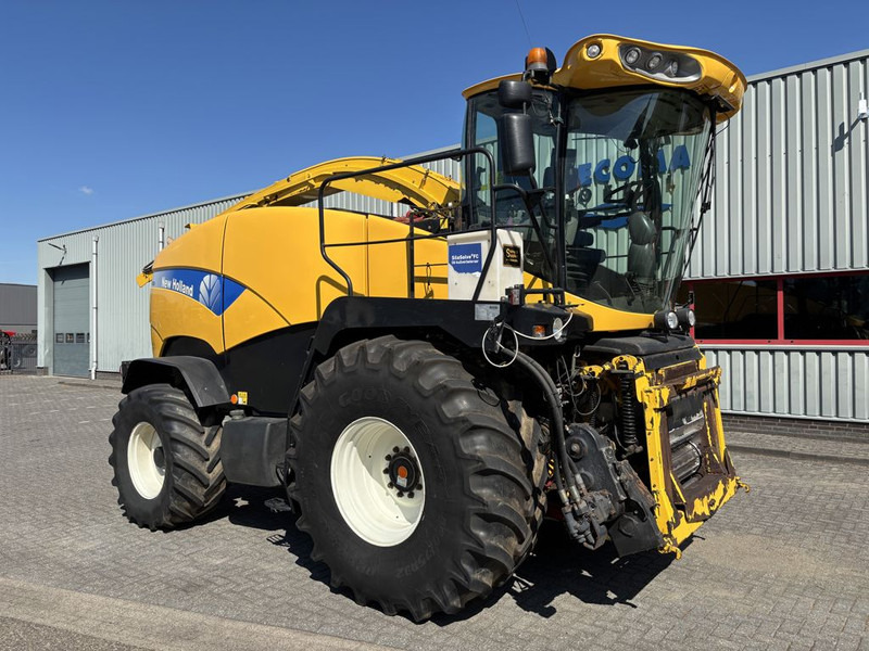 New Holland FR9050 - Силажокомбайн: снимка 4 New Holland FR9050 - Силажокомбайн: снимка 4