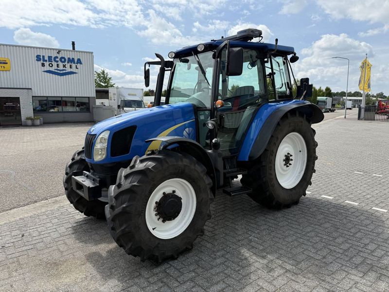 New Holland T5040 CAB + GPS - Трактор: снимка 1 New Holland T5040 CAB + GPS - Трактор: снимка 1