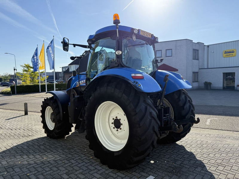 New Holland T7.185 Power Command - Трактор: снимка 2 New Holland T7.185 Power Command - Трактор: снимка 2