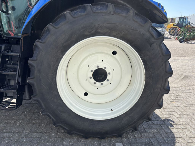 Трактор New Holland T7.210 AC Stage V + TL770 Voorlader: снимка 20