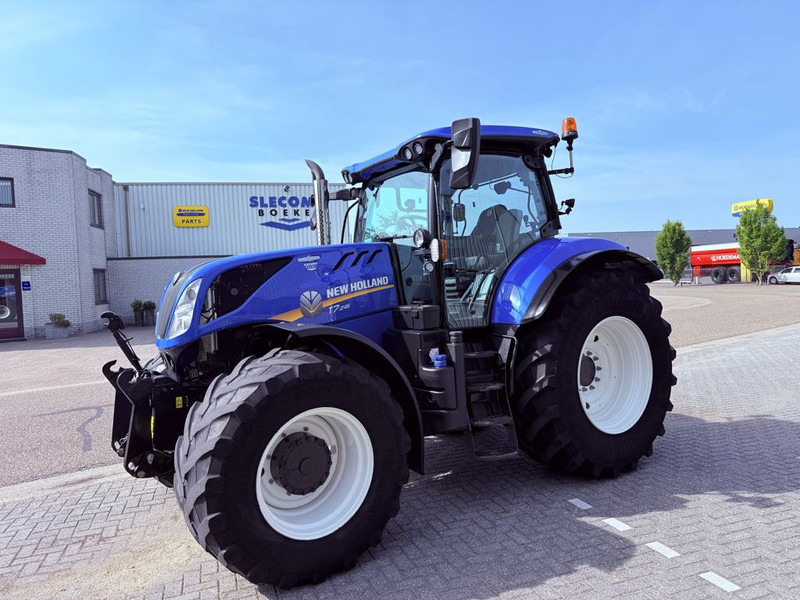 New Holland T7.245 AC STAGE V - Трактор: снимка 5 New Holland T7.245 AC STAGE V - Трактор: снимка 5