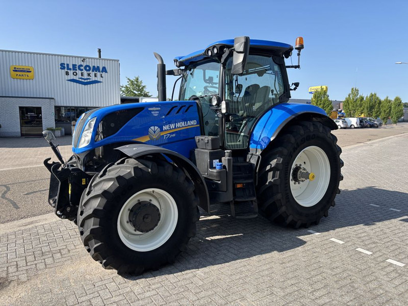 New Holland T7.245 AC Stage V + RTK - Трактор: снимка 1 New Holland T7.245 AC Stage V + RTK - Трактор: снимка 1