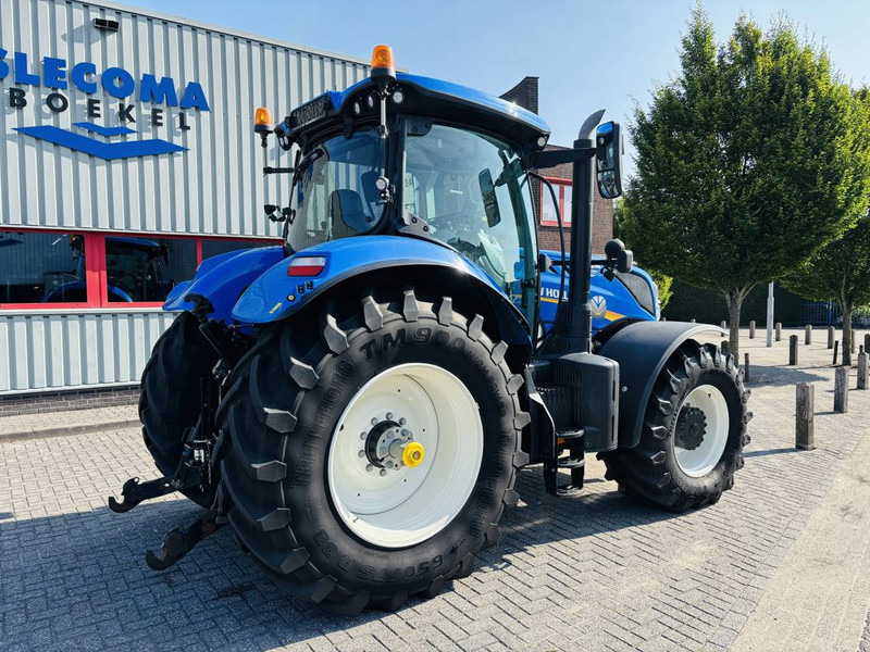 New Holland T7.245 AC Stage V + RTK - Трактор: снимка 3 New Holland T7.245 AC Stage V + RTK - Трактор: снимка 3