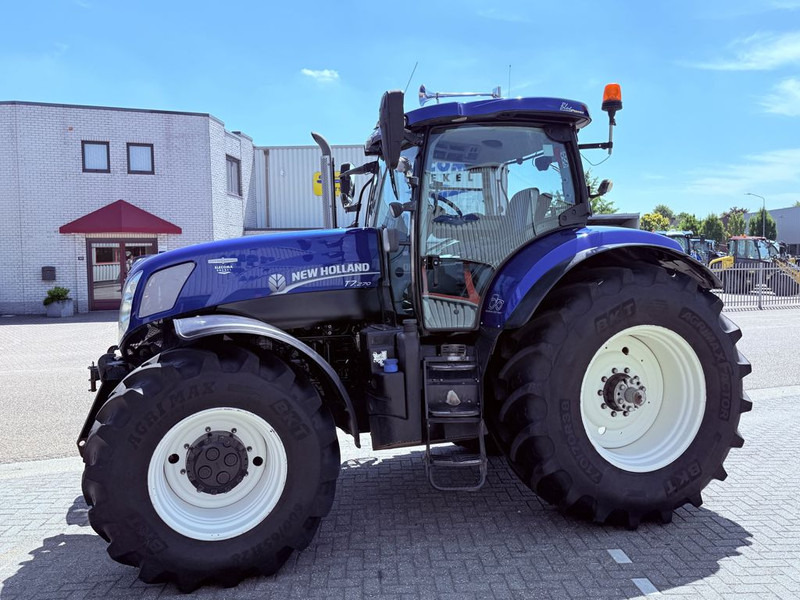 New Holland T7.270 AC - Трактор: снимка 5 New Holland T7.270 AC - Трактор: снимка 5