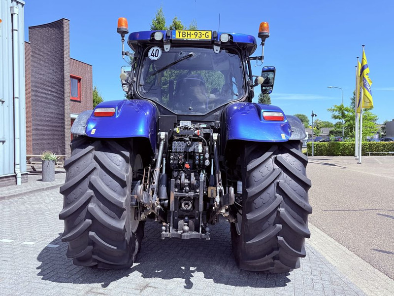 New Holland T7.270 AC - Трактор: снимка 4 New Holland T7.270 AC - Трактор: снимка 4