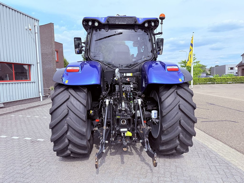 New Holland T7.270 AutoCommand Blue Power – Stage V - Трактор: снимка 3 New Holland T7.270 AutoCommand Blue Power – Stage V - Трактор: снимка 3