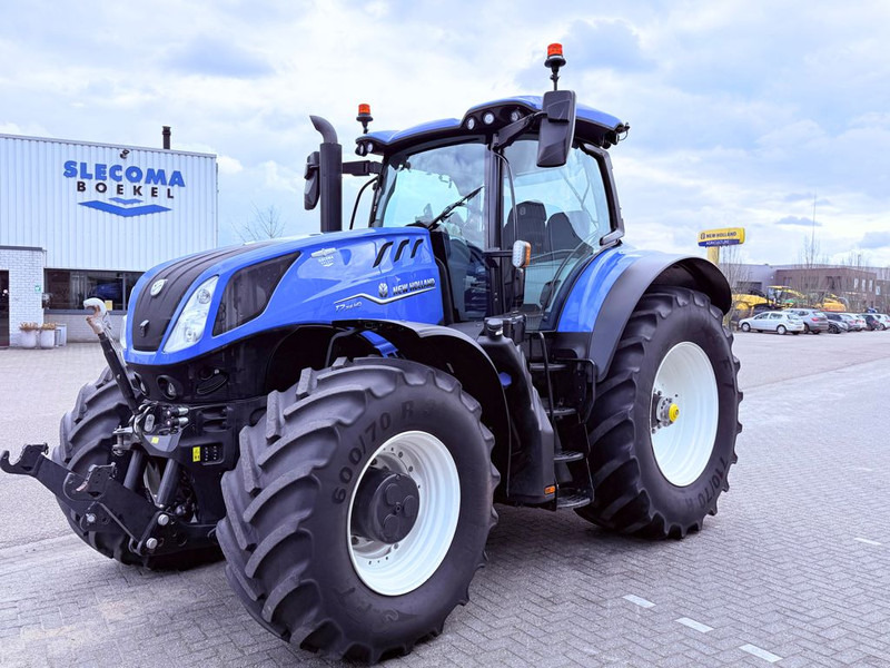 New Holland T7.315HD Auto Command + GPS - Трактор: снимка 1 New Holland T7.315HD Auto Command + GPS - Трактор: снимка 1