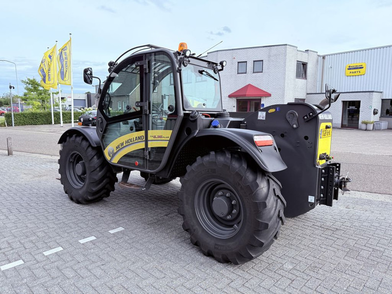 New Holland TH6.36 PLUS - Телескопичен товарач: снимка 2 New Holland TH6.36 PLUS - Телескопичен товарач: снимка 2