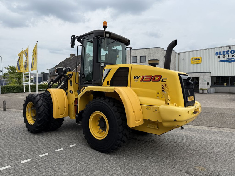 New Holland W130C Tool Carrier - Колесен товарач: снимка 2 New Holland W130C Tool Carrier - Колесен товарач: снимка 2