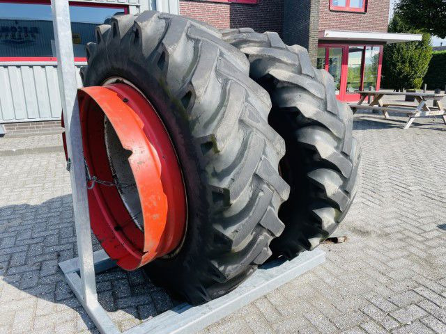 Veith Dubbel lucht 16.9/14-38 systeem GS - Гуми и джанти: снимка 5 Veith Dubbel lucht 16.9/14-38 systeem GS - Гуми и джанти: снимка 5