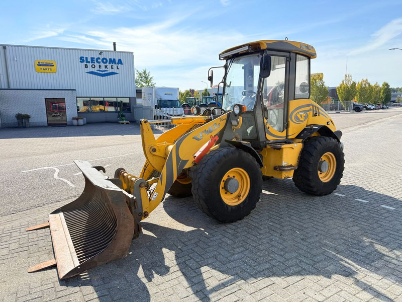 Veneiri VF463F Plus Shovel - Колесен товарач: снимка 1 Veneiri VF463F Plus Shovel - Колесен товарач: снимка 1