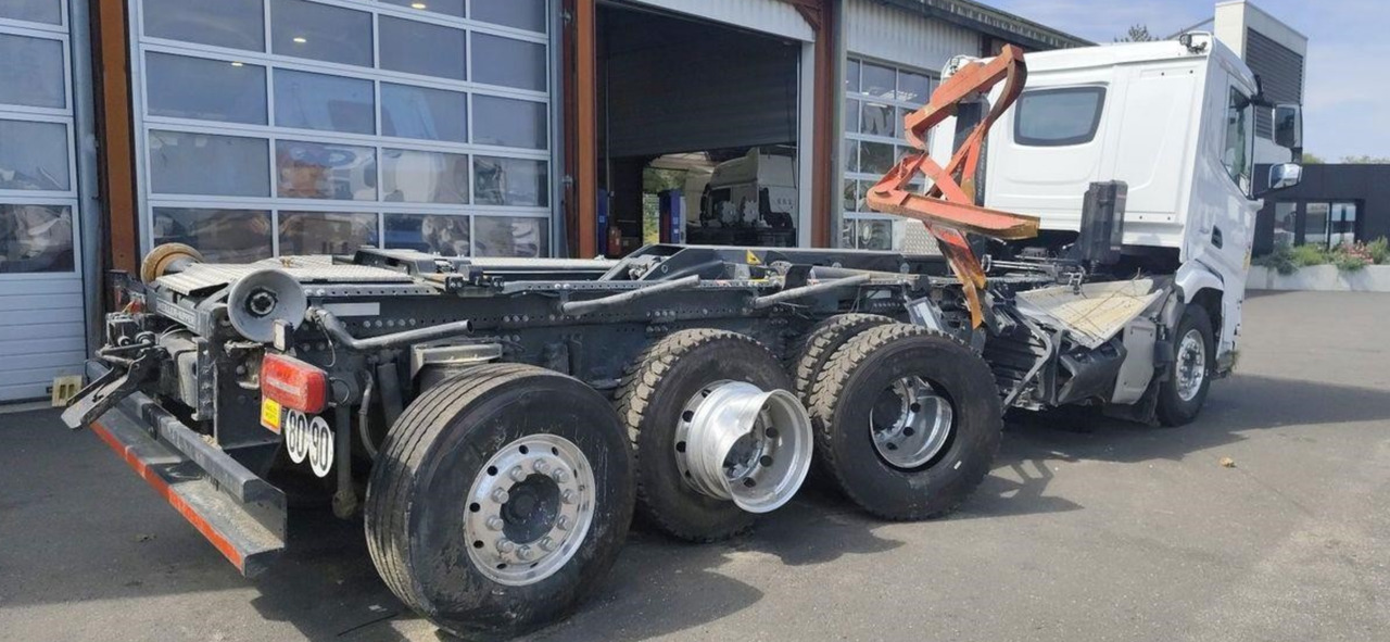 DAF XF 530 - Мултилифт с кука камион: снимка 3 DAF XF 530 - Мултилифт с кука камион: снимка 3