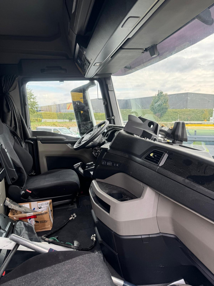 MAN TGX 18.520 - Влекач: снимка 5 MAN TGX 18.520 - Влекач: снимка 5