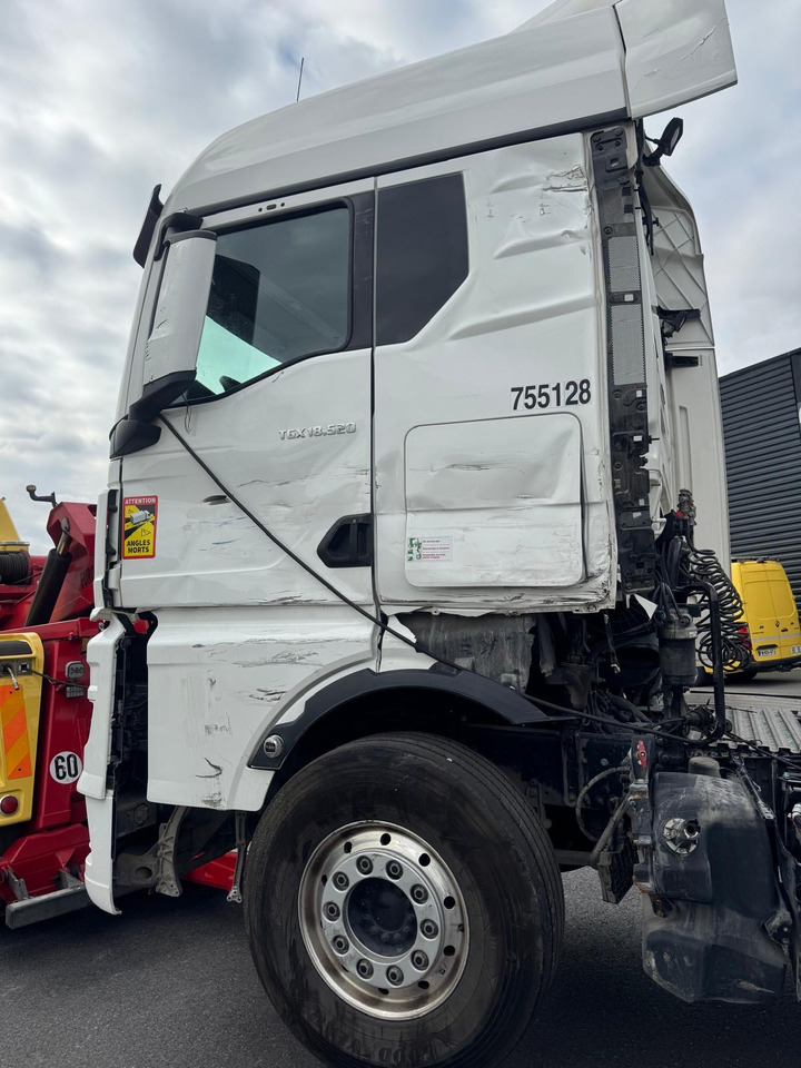MAN TGX 18.520 - Влекач: снимка 4 MAN TGX 18.520 - Влекач: снимка 4
