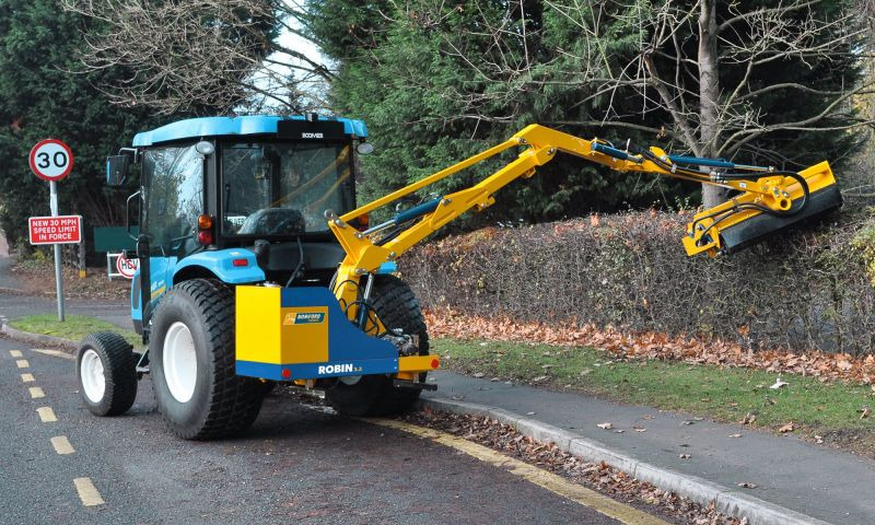Bomford Robin 4.3 - Шредер с телескопично рамо: снимка 1 Bomford Robin 4.3 - Шредер с телескопично рамо: снимка 1