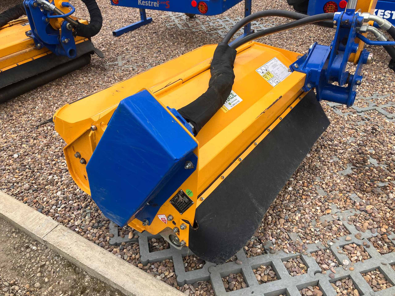 Bomford Turner Kestrel Evo S 5.7 Protrim - Шредер с телескопично рамо: снимка 2 Bomford Turner Kestrel Evo S 5.7 Protrim - Шредер с телескопично рамо: снимка 2