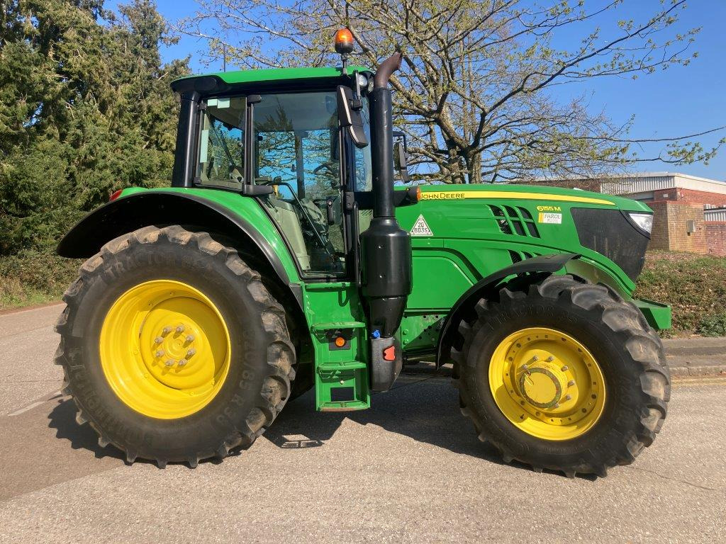 JOHN DEERE 6155M - Трактор: снимка 4 JOHN DEERE 6155M - Трактор: снимка 4