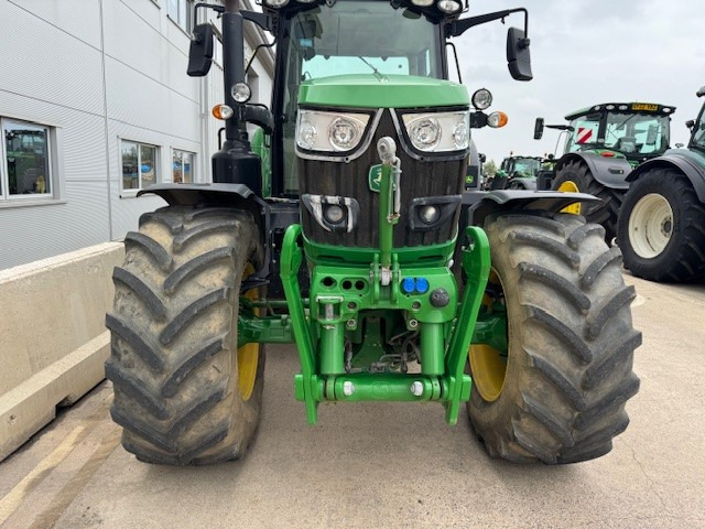 JOHN DEERE 6155M - Трактор: снимка 3 JOHN DEERE 6155M - Трактор: снимка 3