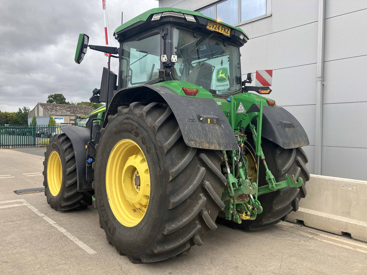John Deer 7R 350 - Трактор: снимка 3 John Deer 7R 350 - Трактор: снимка 3