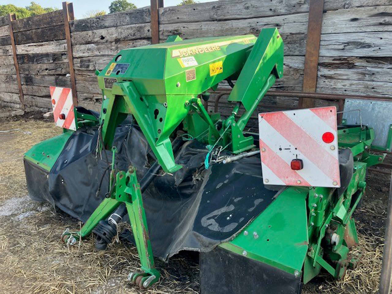 John Deere 131 - Машина за сено и фураж: снимка 1 John Deere 131 - Машина за сено и фураж: снимка 1