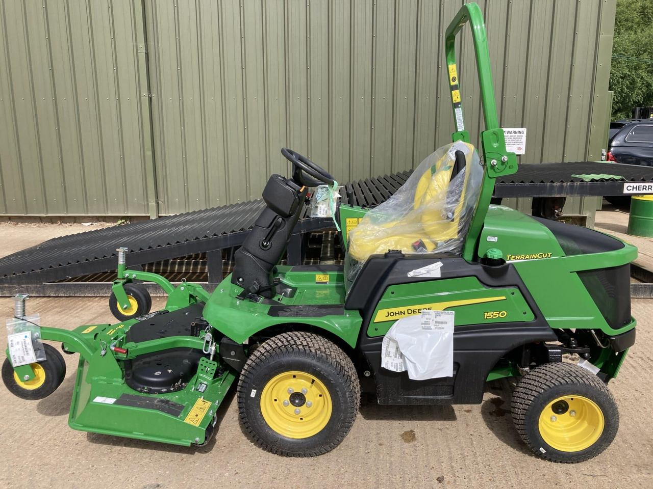 John Deere 1550 front mower - Косачка за трева: снимка 3 John Deere 1550 front mower - Косачка за трева: снимка 3