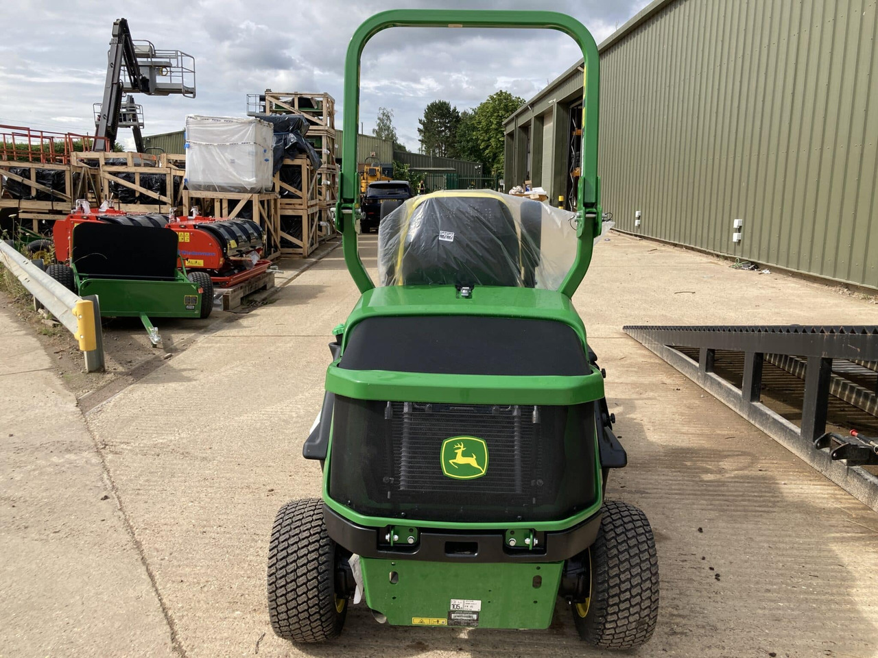 John Deere 1550 front mower - Косачка за трева: снимка 5 John Deere 1550 front mower - Косачка за трева: снимка 5