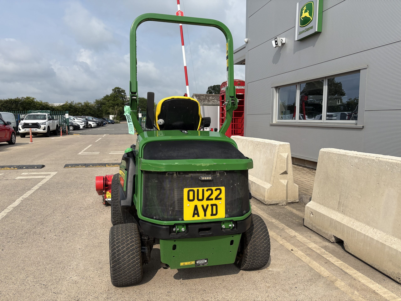 John Deere 1570 Outfront with Trimax FX155 Flail Mower - Косачка за трева: снимка 4 John Deere 1570 Outfront with Trimax FX155 Flail Mower - Косачка за трева: снимка 4