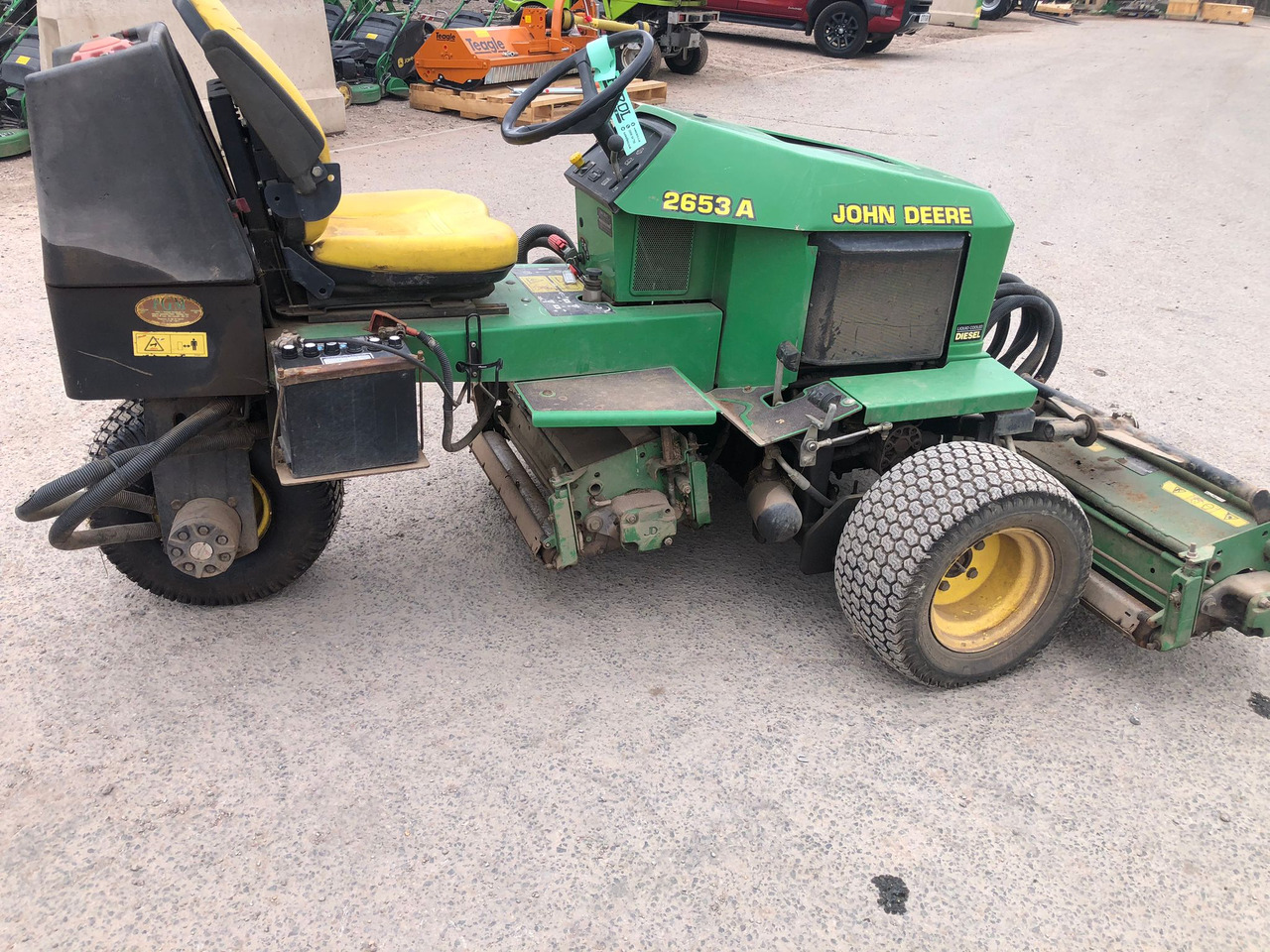 John Deere 2653A utility triple mower - Косачка за трева: снимка 5 John Deere 2653A utility triple mower - Косачка за трева: снимка 5