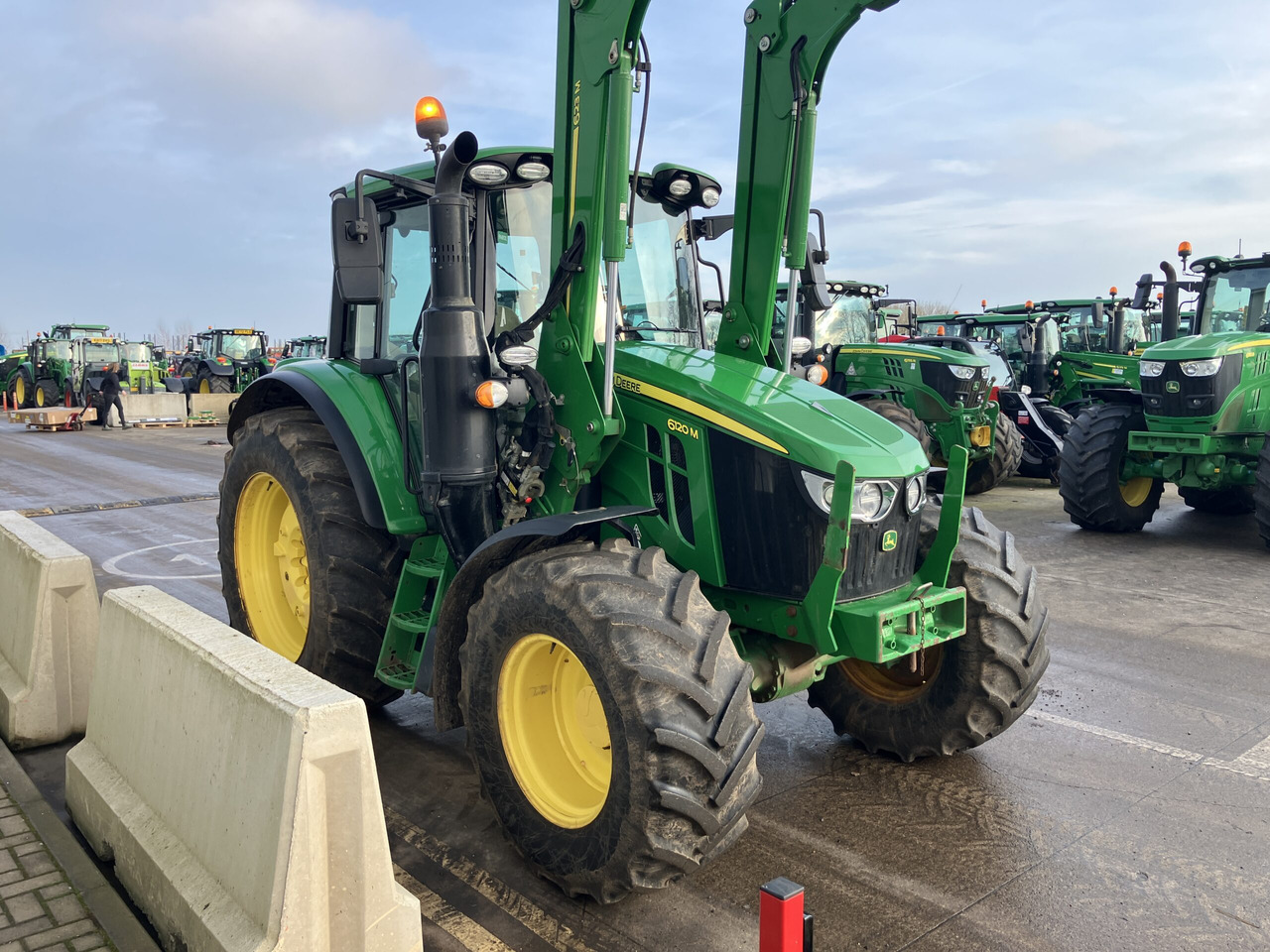 John Deere 6120M + 623M loader - Трактор: снимка 5 John Deere 6120M + 623M loader - Трактор: снимка 5