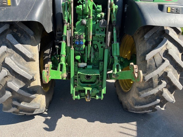 John Deere 6130R - Трактор: снимка 5 John Deere 6130R - Трактор: снимка 5