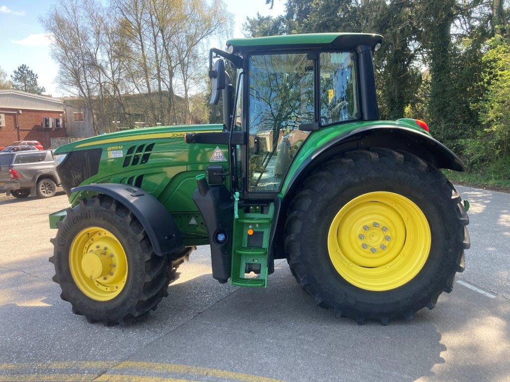 John Deere 6155M - Трактор: снимка 4 John Deere 6155M - Трактор: снимка 4