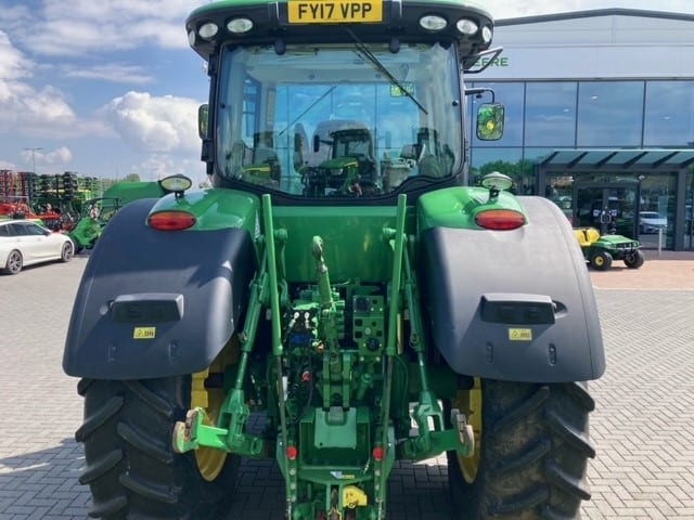 John Deere 7230R - Трактор: снимка 5 John Deere 7230R - Трактор: снимка 5