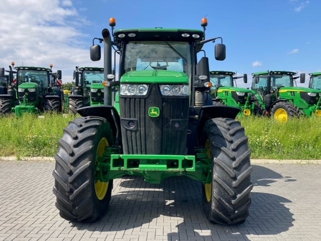 John Deere 7230R - Трактор: снимка 2 John Deere 7230R - Трактор: снимка 2