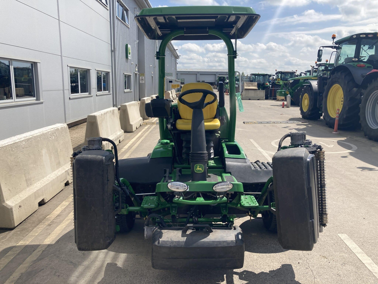 Косачка за трева John Deere 7500AE fairway mower: снимка 8