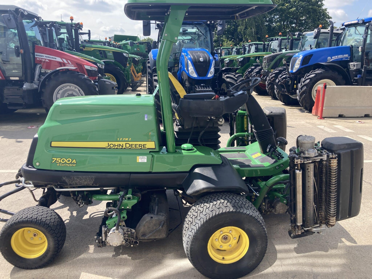 Косачка за трева John Deere 7500AE fairway mower: снимка 6