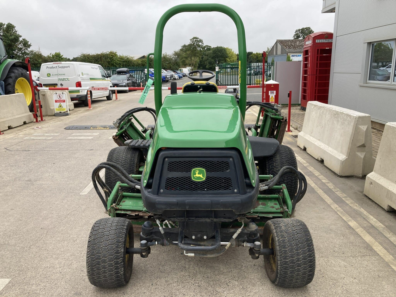 John Deere 7700A Fairway Mower - Косачка за трева: снимка 4 John Deere 7700A Fairway Mower - Косачка за трева: снимка 4