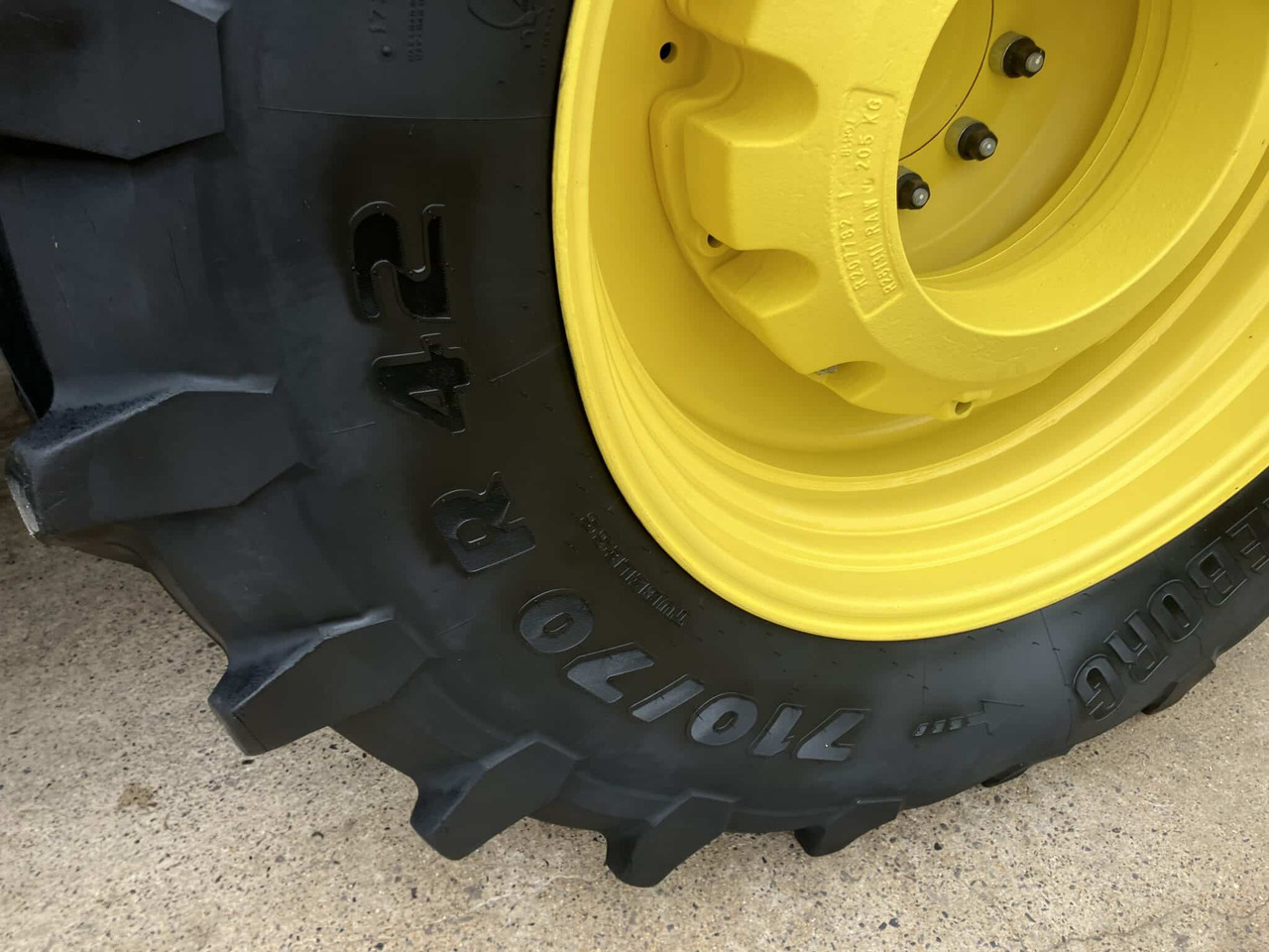 Трактор John Deere 7R 310: снимка 13