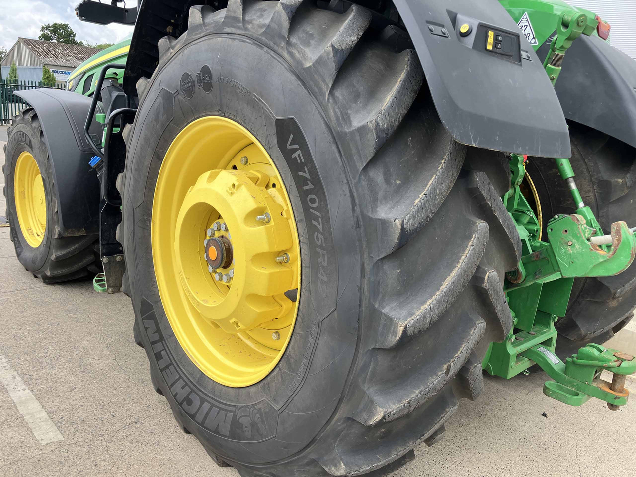 Трактор John Deere 8R 370: снимка 12
