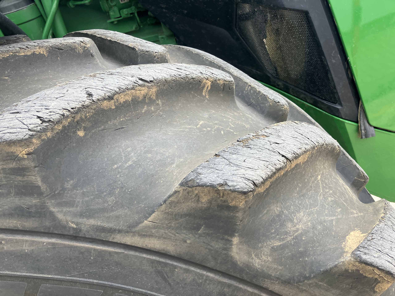 Трактор John Deere 8R 370: снимка 18