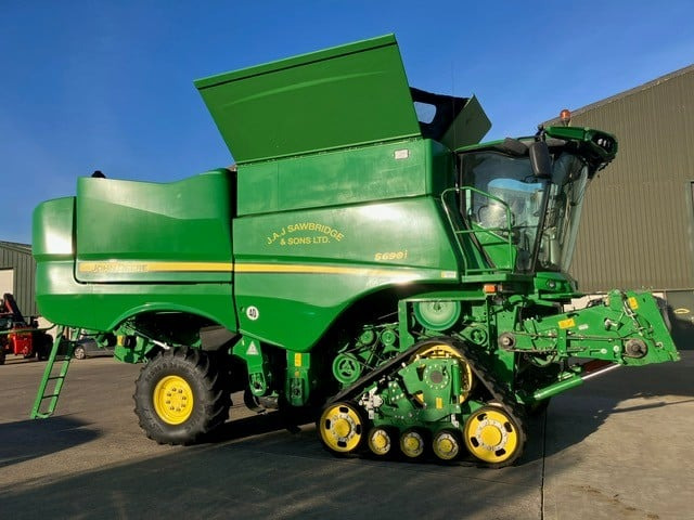 John Deere S690 TM - Зърнокомбайн: снимка 1 John Deere S690 TM - Зърнокомбайн: снимка 1