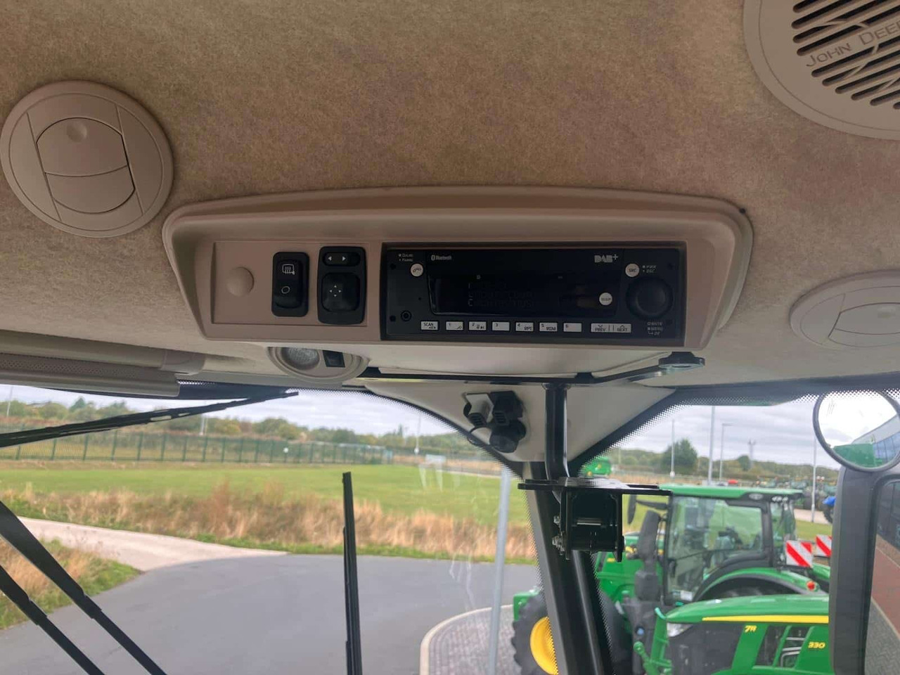 John Deere S785 HM - Зърнокомбайн: снимка 4 John Deere S785 HM - Зърнокомбайн: снимка 4