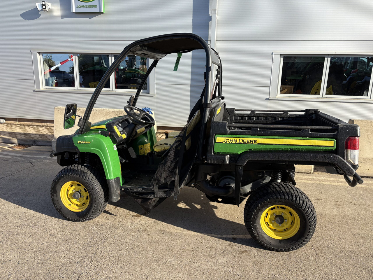 John Deere XUV855M Gator - Четириколка: снимка 1 John Deere XUV855M Gator - Четириколка: снимка 1