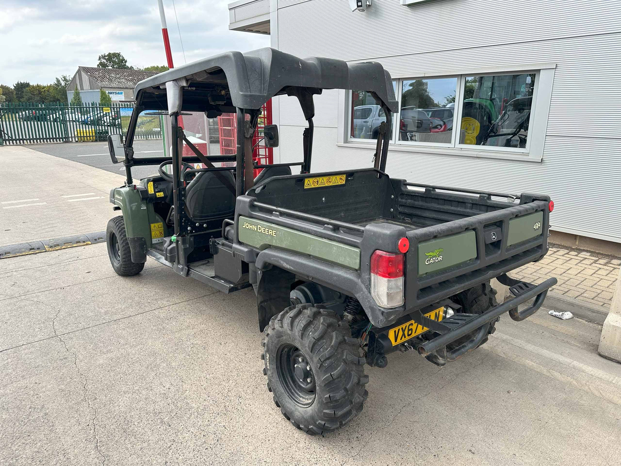 John Deere XUV855M S4 Gator - Четириколка: снимка 3 John Deere XUV855M S4 Gator - Четириколка: снимка 3