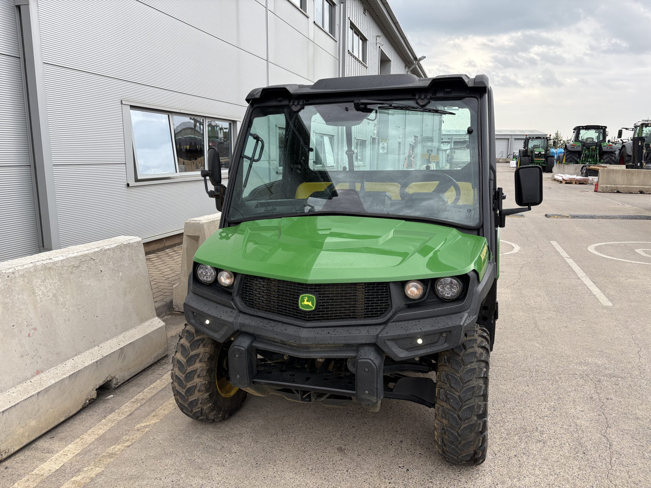 John Deere XUV865M Gator - Четириколка: снимка 2 John Deere XUV865M Gator - Четириколка: снимка 2