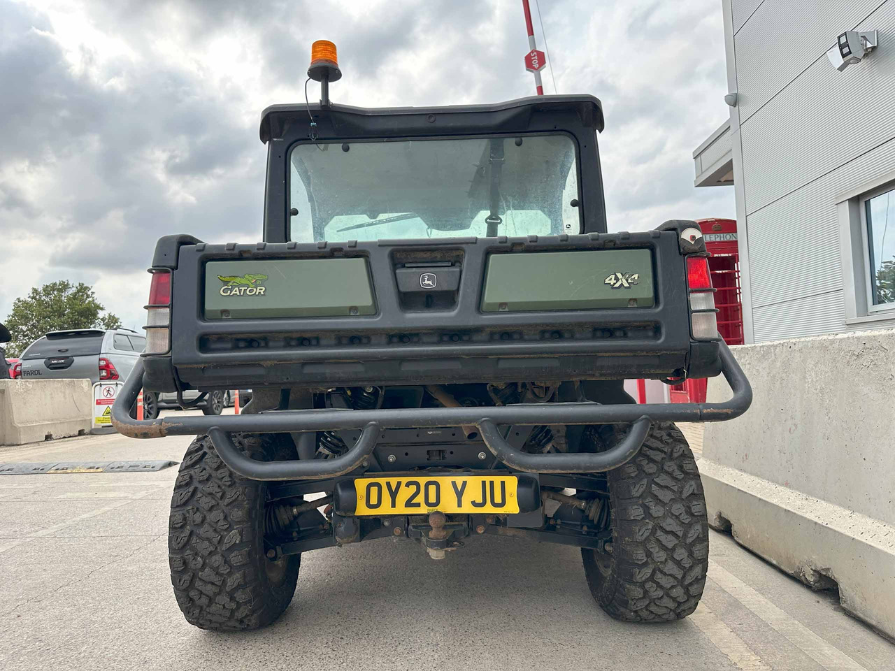 Четириколка John Deere XUV865M: снимка 6
