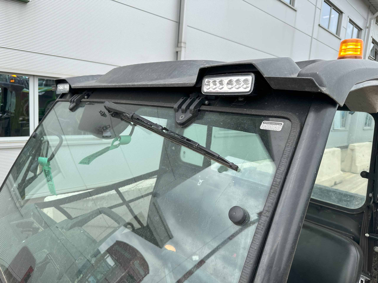 Четириколка John Deere XUV865M: снимка 10