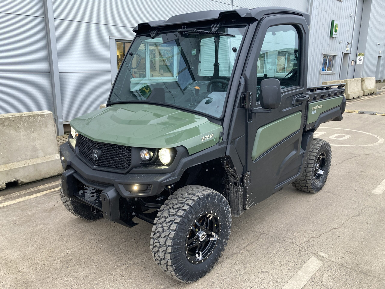 John Deere XUV875M Gator - Четириколка: снимка 1 John Deere XUV875M Gator - Четириколка: снимка 1