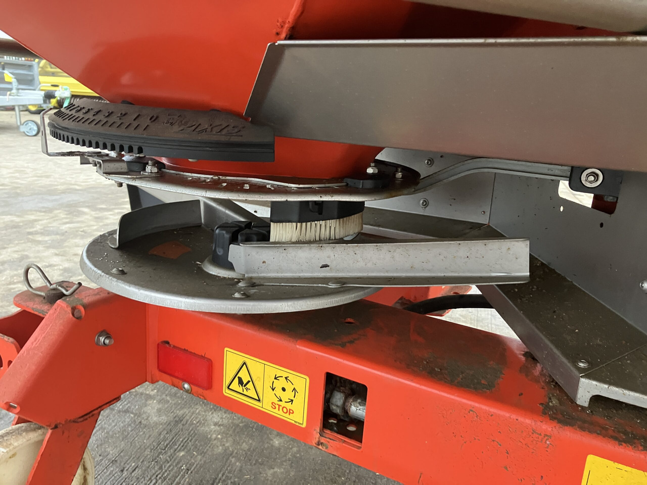 Тороразпръсквачка Kuhn Axis 40.2 H-EMC Varispread Pro: снимка 9