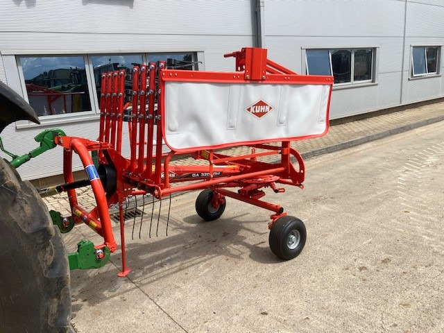 Kuhn GA 3201 - Гребло/ Сенообръщачка: снимка 2 Kuhn GA 3201 - Гребло/ Сенообръщачка: снимка 2